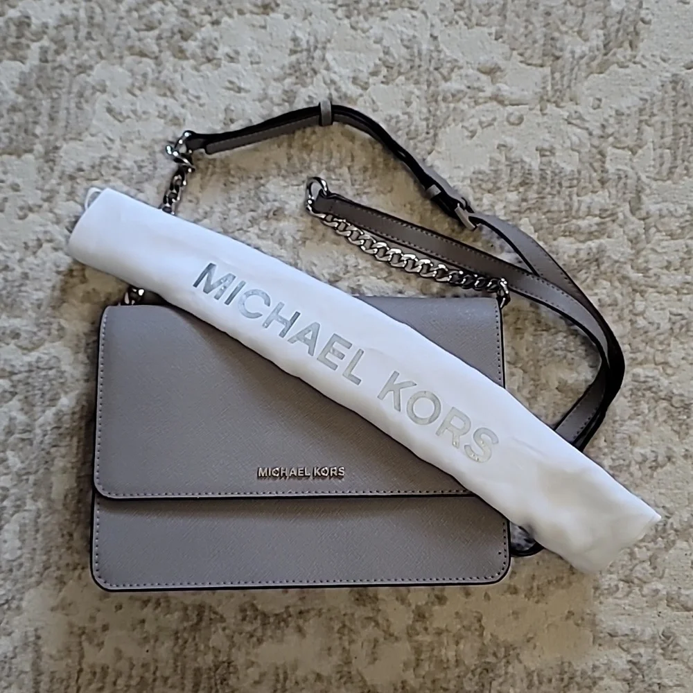 Michael Kors Crossbody - Picture 2 of 8
